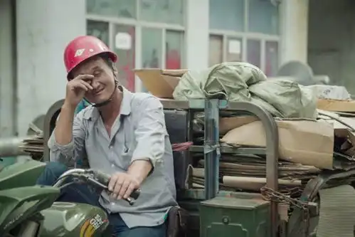 谷雨男子收废品18年,自学油画成网红打工永无出头之日  谷雨男子收废品18年,自学油画成网红打工永无出头之日