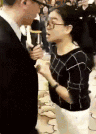 搞笑gif段子你这是在干什么呢表白的吗看不懂了  搞笑gif段子你这是在干什么呢表白的吗看不懂了