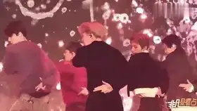  exo,世勋被自己录的视频笑到滚地板,爆笑