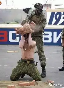  三编丨据说最新版的哪吒手办发售了设计理念很独特呢...