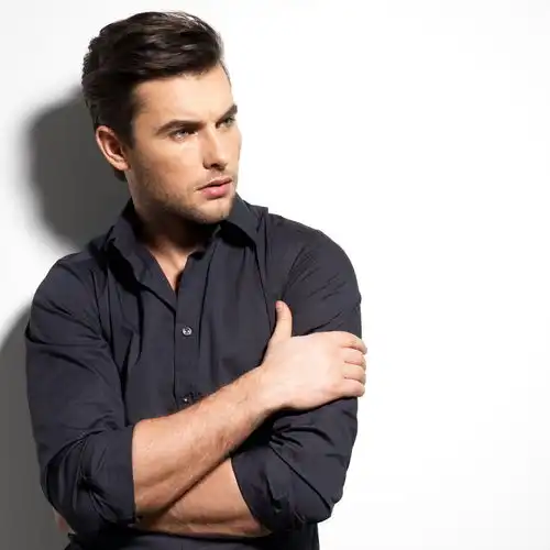 成人特发性和退行性脊柱侧弯有哪些症状该怎样诊断和治疗...  成人特发性和退行性脊柱侧弯有哪些症状该怎样诊断和治疗...