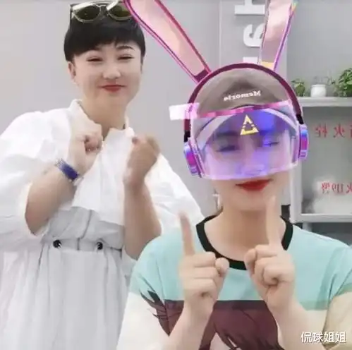  赵本山徒弟胖丫回归,比之前纤瘦不少,因销售假药被判三年