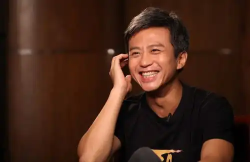 邓超曝鹿晗去福建从不住酒店,每次都住陈赫家,原因很搞笑  邓超曝鹿晗去福建从不住酒店,每次都住陈赫家,原因很搞笑