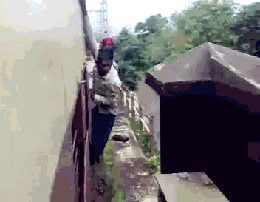 搞笑gif姑娘你让我等了半天,就给看个这个呀,太不靠谱了  搞笑gif姑娘你让我等了半天,就给看个这个呀,太不靠谱了