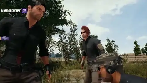  绝地求生国外玩家真的是太搞笑了,玩个游戏搞的热血沸腾的