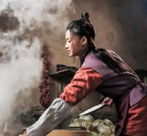  盘点影视剧中女星们做菜的姿势,刘亦菲最搞笑,林心如最经典