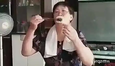  搞笑gif外国学校真的好,美女如云腿如林啊