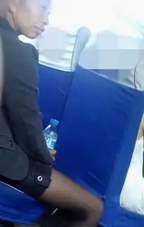 夏天热的图片 搞笑图片