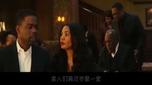  一部黑色幽默电影,葬礼上家人们的丑态尽显