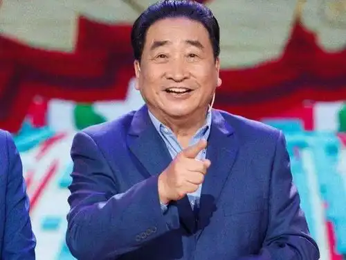  姜河不管亲生父母是否出现,姜昆永远是我爸,他是最伟大的父亲