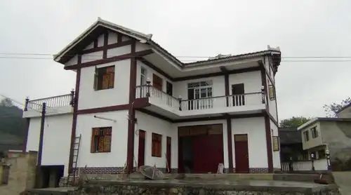 在城市里买了房,为何还要在农村留套房这些理由你信吗  在城市里买了房,为何还要在农村留套房这些理由你信吗