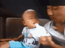  好男人不能打女人的嘛,渣男