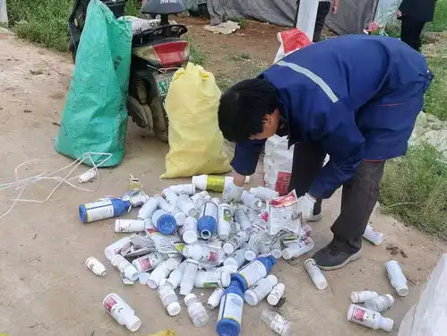 孟津区供销合作社主动开展农耕包装废弃物回收处理工作  孟津区供销合作社主动开展农耕包装废弃物回收处理工作