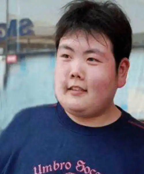 你手机里的表情包小胖,也长大了钱志君  你手机里的表情包小胖,也长大了钱志君