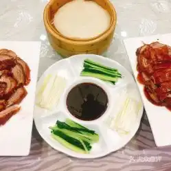  老街味道山东路店的烤鸭一只好不好吃用户评价口味怎么样大连美食烤鸭一只实拍图片大众点评