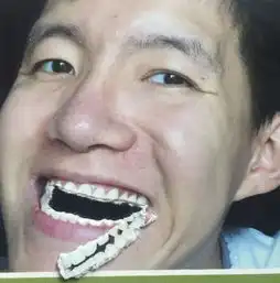 名人图片搞笑撕衣服