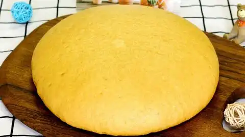  玉米面别再蒸大饼子了,教你另一种吃法,松软香甜特别好吃