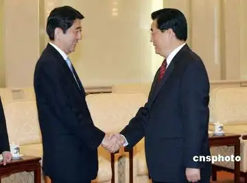  香港舆论安倍晋三访华成功中日关系打破僵局