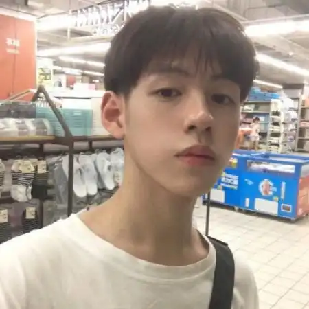 帅哥微信头像图片,只能独自品味他们的帅  帅哥微信头像图片,只能独自品味他们的帅