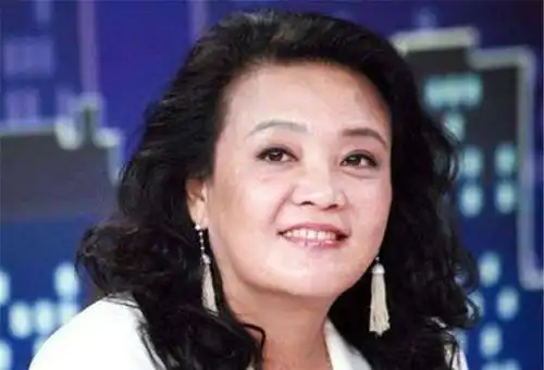 徐熙媛的婆婆被法院驳回申请,无视审判,令网友反感张兰  徐熙媛的婆婆被法院驳回申请,无视审判,令网友反感张兰