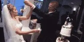 搞笑gif没钱数只好数袜子了  搞笑gif没钱数只好数袜子了