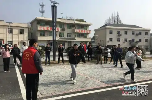  湖口县付垅乡举办三八妇女节趣味运动会组图