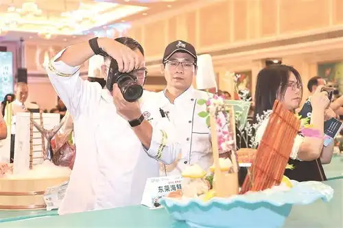  来顺德品鱼生