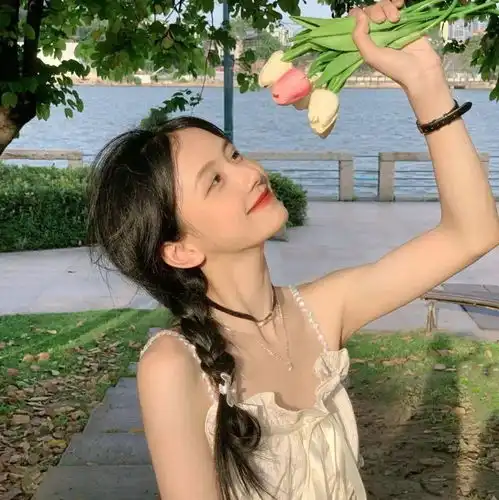 很cool的微信头像