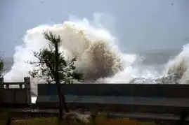  鲇鱼昨登陆彰浦打破福建台风两项记录