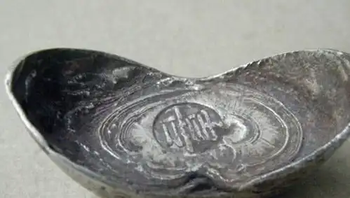  和珅有钱,可没招过贼,原来小偷界传言和珅家不能去啊