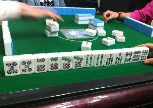  打麻将切记心浮气躁,麻将大师教你10招碰牌技巧,让你十打九赢