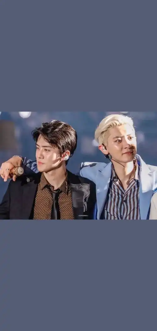  exo壁纸八周年快乐呀
