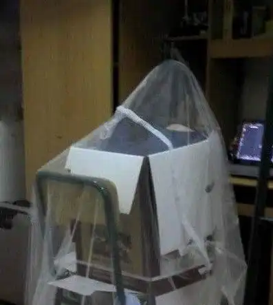  搞笑gif段子大娘别不好意思了这是他的心意