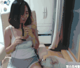  牛哥内涵美女gif动图怎么样被她迷住了吧