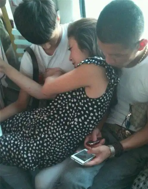 有个男孩纸,你能看出来吗  有个男孩纸,你能看出来吗