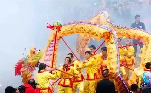 敲锣打鼓起床图片搞笑圣