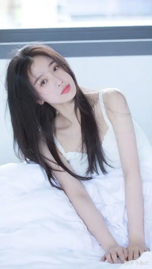  虞书欣壁纸甜美元气小仙女虞书欣俏皮可爱泥萌喜欢的虞书欣唯美壁纸来啦