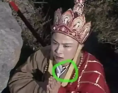  史上最欠揍的穿帮镜头迪丽热巴我忍了,黄晓明的吻戏太过分了