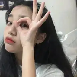  个性可爱风女头.幼稚的人总是谈qq女生头像我要个性网