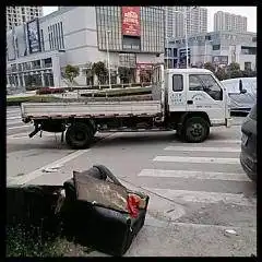 收废品收到货车