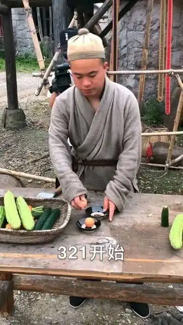  剧组搞笑翻车现场,鸡蛋演的好