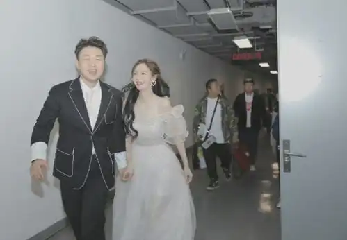 赵本山和关婷娜真实关系归国女被老公卖了杜海涛沈梦辰被迫结婚老燕子还在拉皮条三小只没有十年之约抑郁小花怀上二胎  赵本山和关婷娜真实关系归国女被老公卖了杜海涛沈梦辰被迫结婚老燕子还在拉皮条三小只没有十年之约抑郁小花怀上二胎