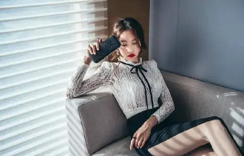  搞笑gif趣图背影已经这么好看正面更漂亮