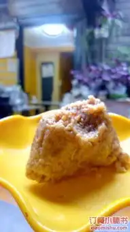  弄堂棕蛋黄肉粽图片上海订餐小秘书