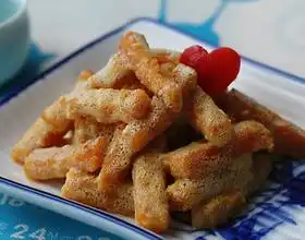  咸鸭蛋黄的花样做法