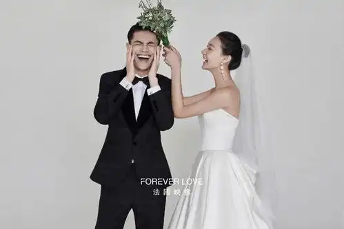  关于婚纱照,想问下大家有被后期精修照片坑钱吗200块一张