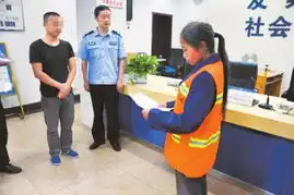  小孩当街拉屎父亲向劝阻环卫工扔大便被拘10日