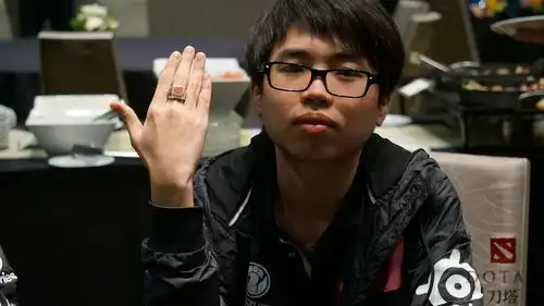  dota2国际邀请赛选手生活揭秘xiao8与香蕉