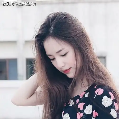  搞笑gif趣图新娘胆子真大,看来以后的日子,家庭的地位担忧啊