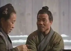  他因水浒传中的武大郎而成名,却曾是武术冠军经营小卖部